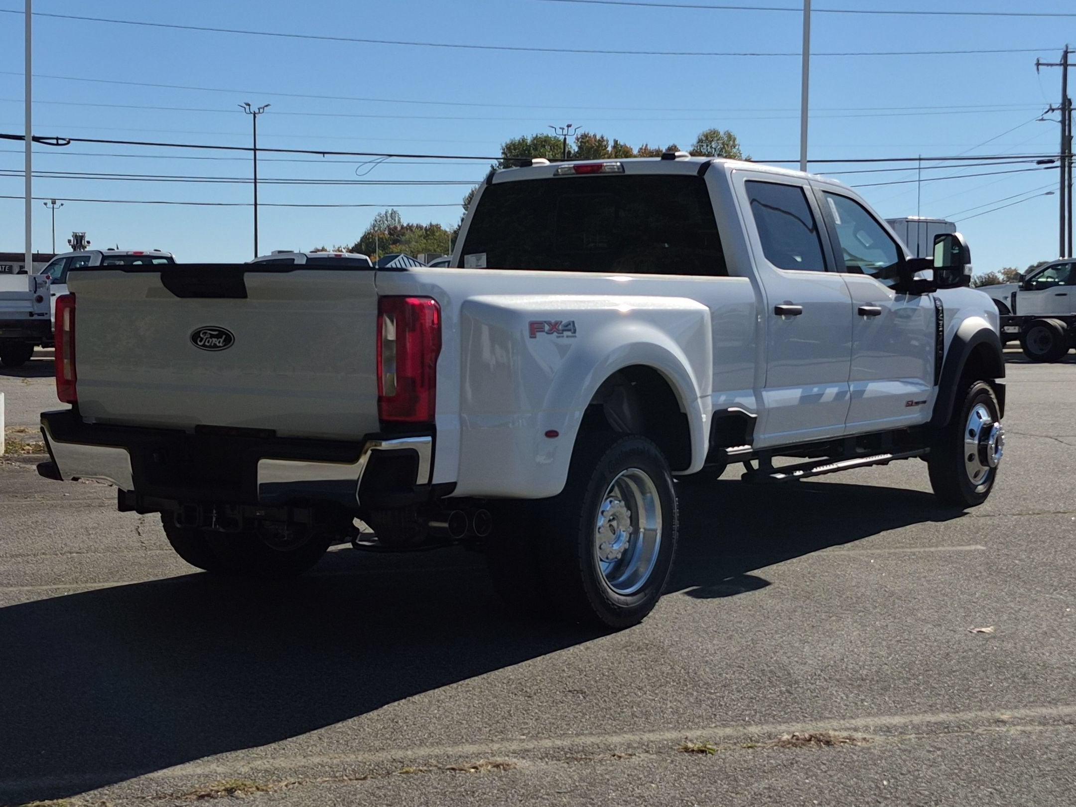 2027 Ford Super Duty F-450 DRW XL