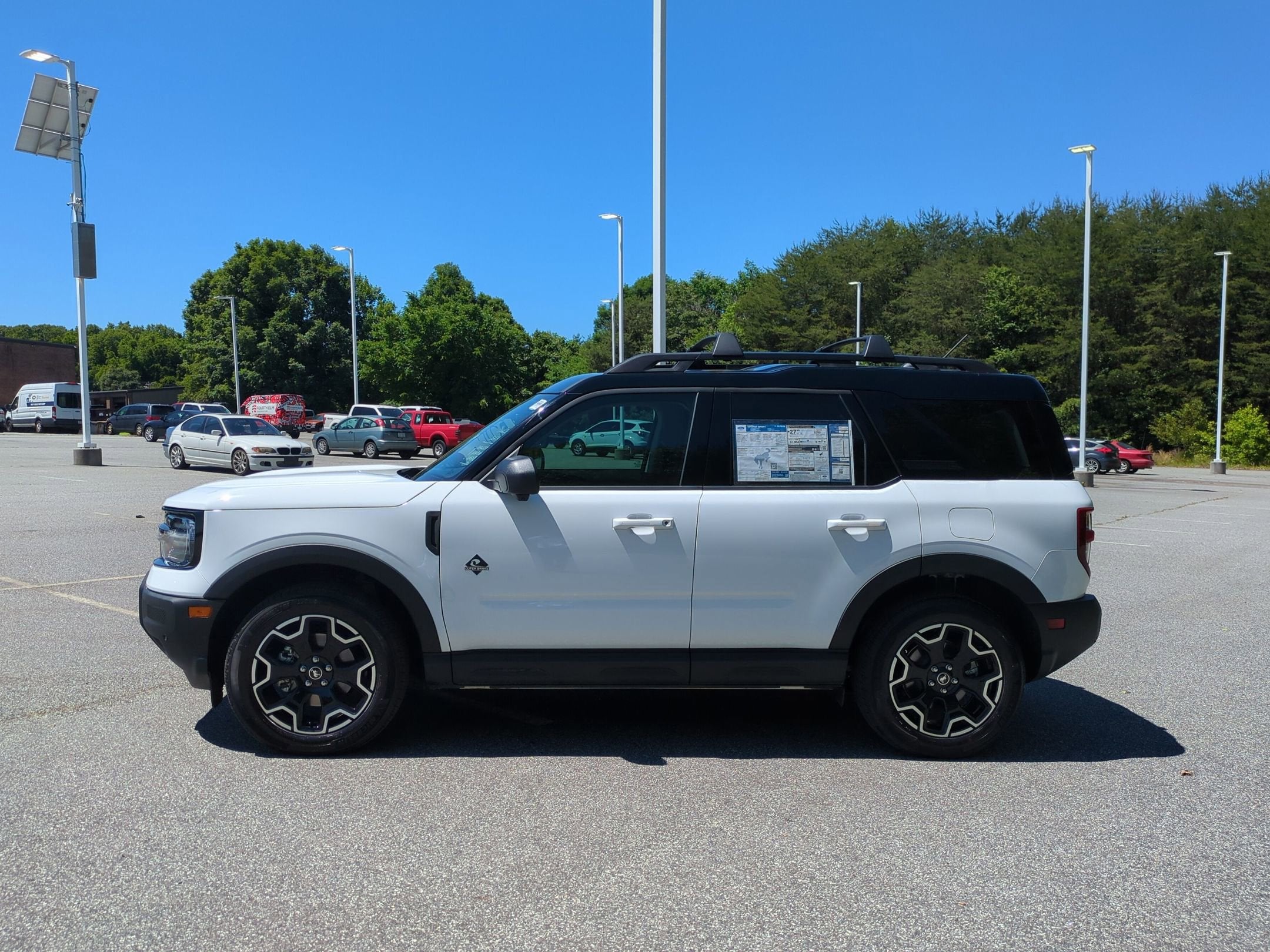 2025 Ford Bronco Sport Outer Banks - Crossroads Courtesy Demo