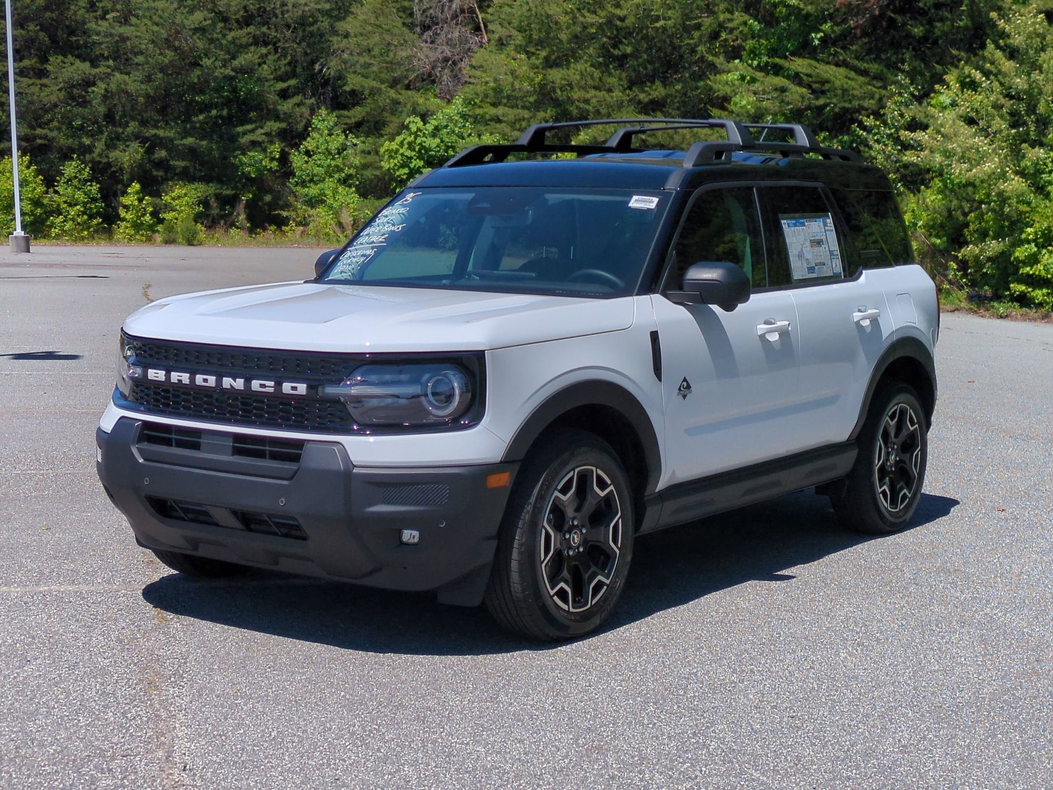 2025 Ford Bronco Sport Outer Banks - Crossroads Courtesy Demo