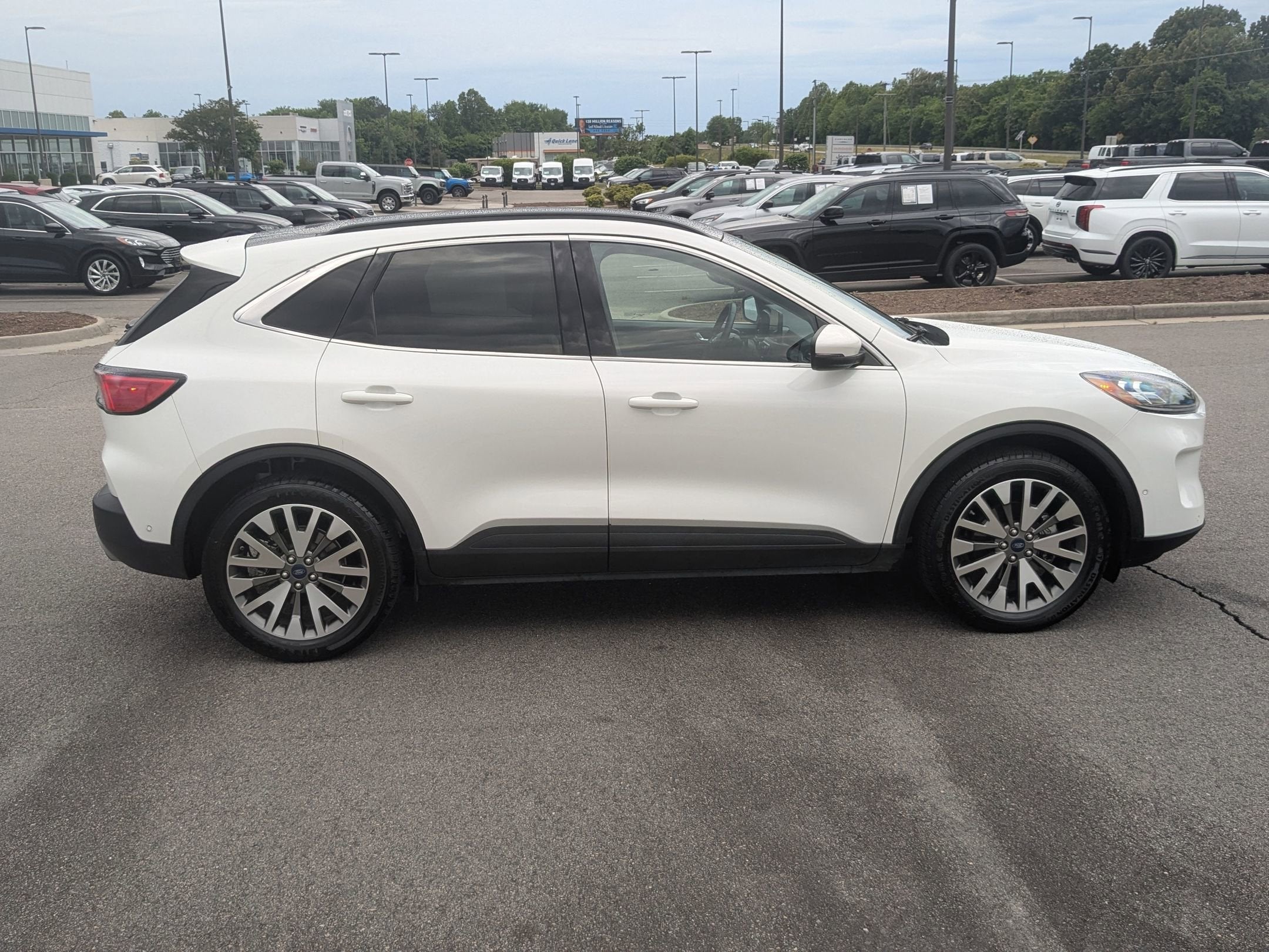 2020 Ford Escape Titanium