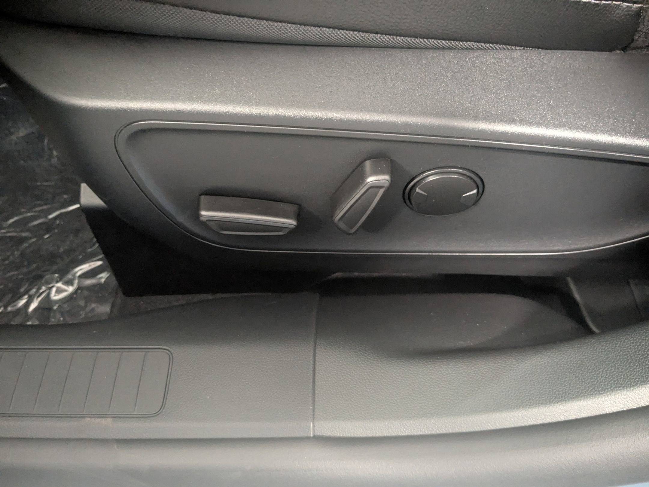 2026 Ford Escape Platinum