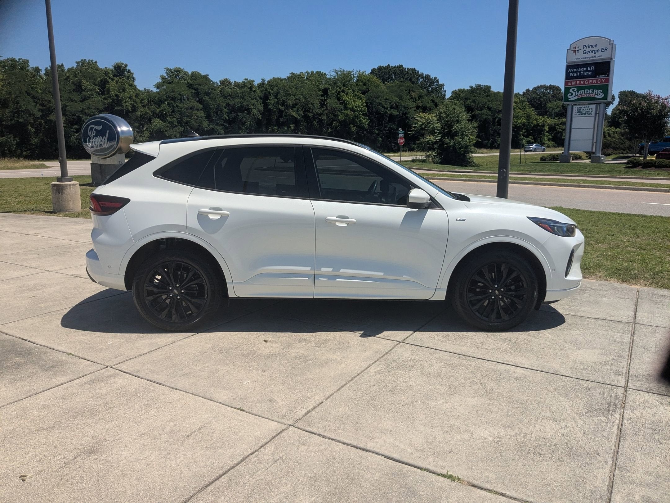 2023 Ford Escape ST-Line Elite