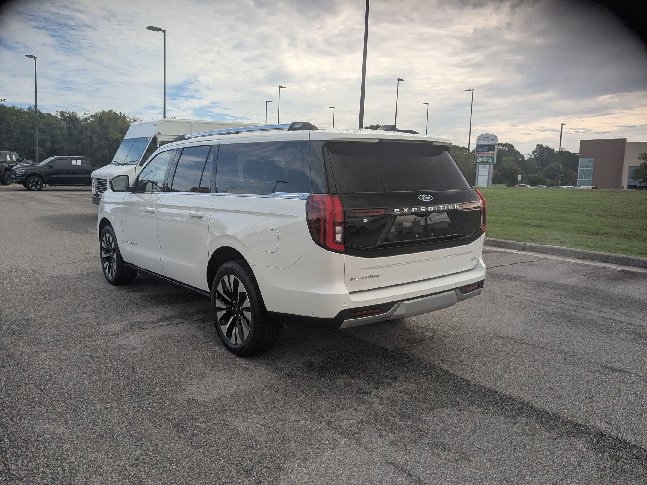 2025 Ford Expedition Max Platinum