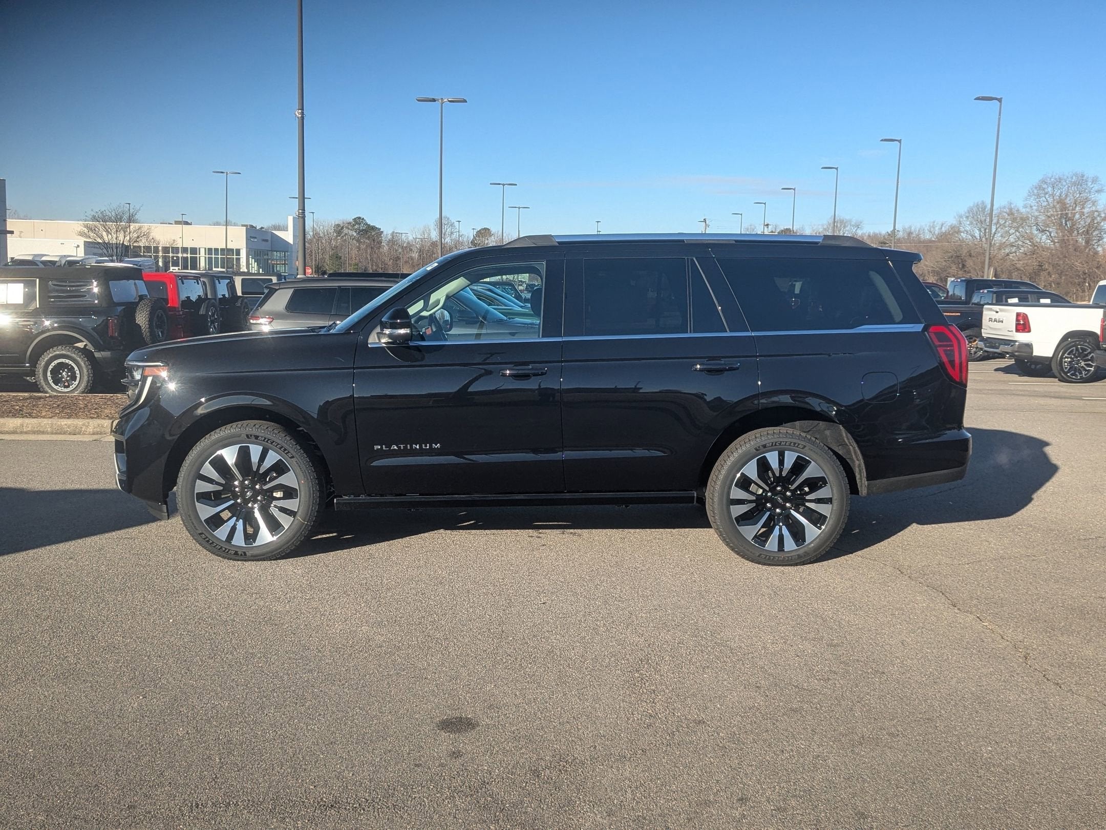 2025 Ford Expedition Platinum