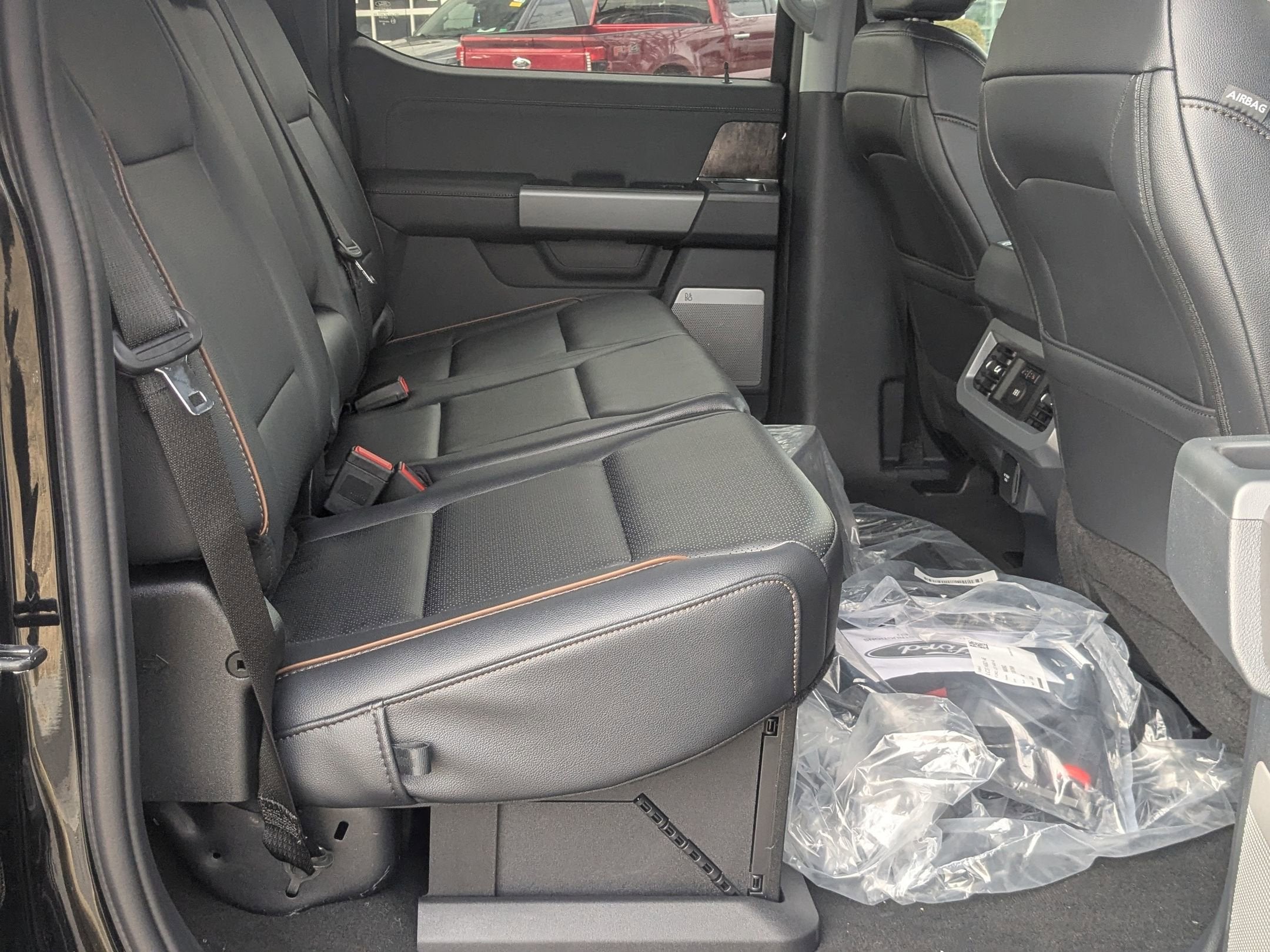 2025 Ford Super Duty F-350 SRW LARIAT