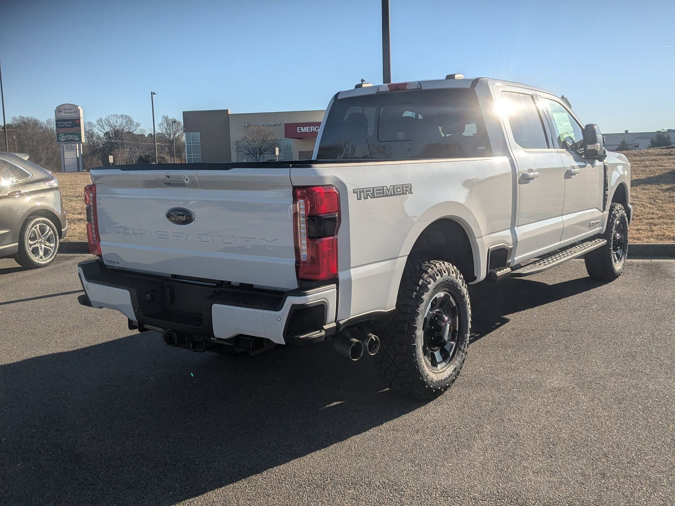 2025 Ford Super Duty F-350 SRW LARIAT