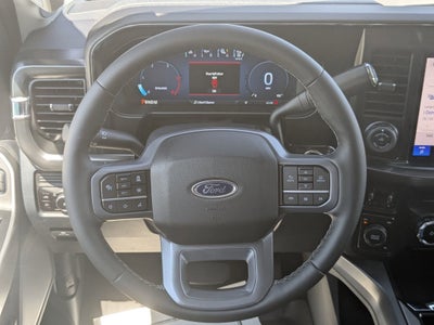 2026 Ford Super Duty F-350 DRW LARIAT