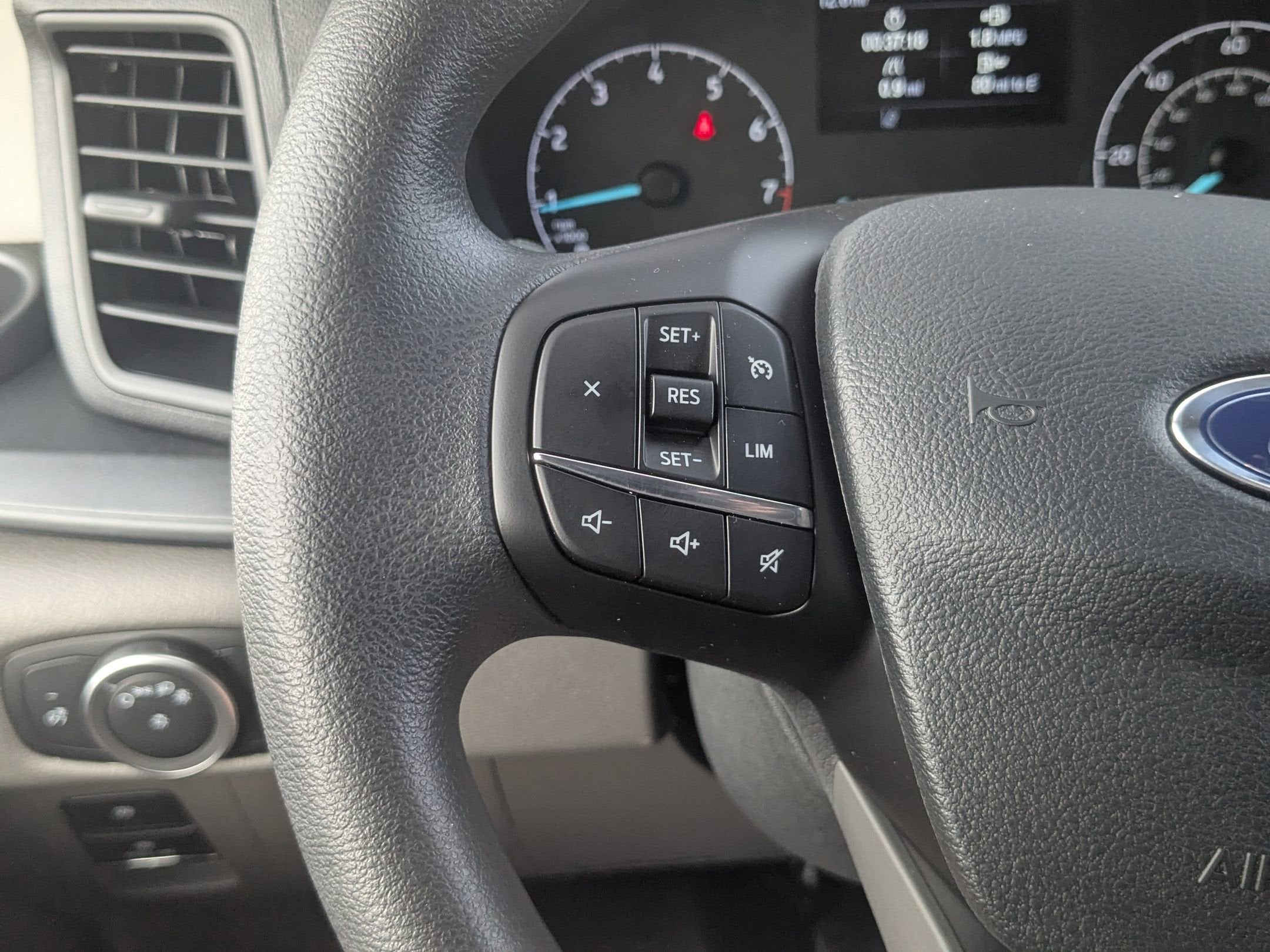 2025 Ford Transit Cargo Van Base