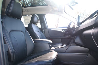 2026 Ford Escape Platinum