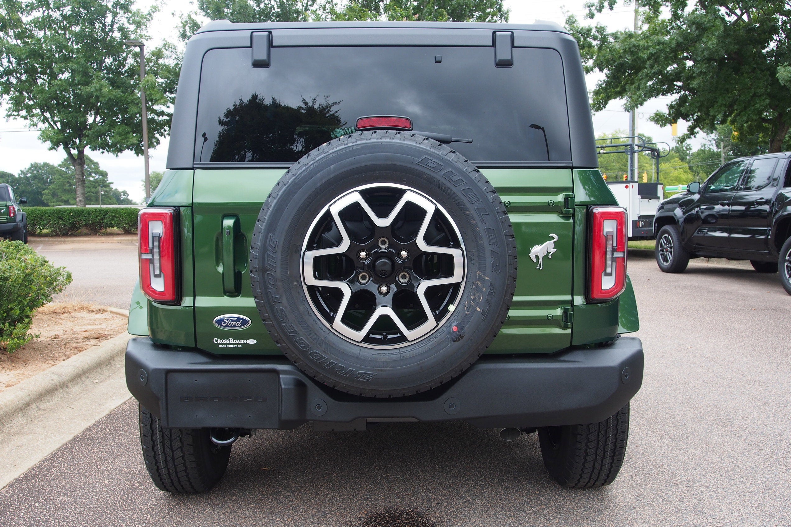 2025 Ford Bronco Outer Banks - Crossroads Courtesy Demo