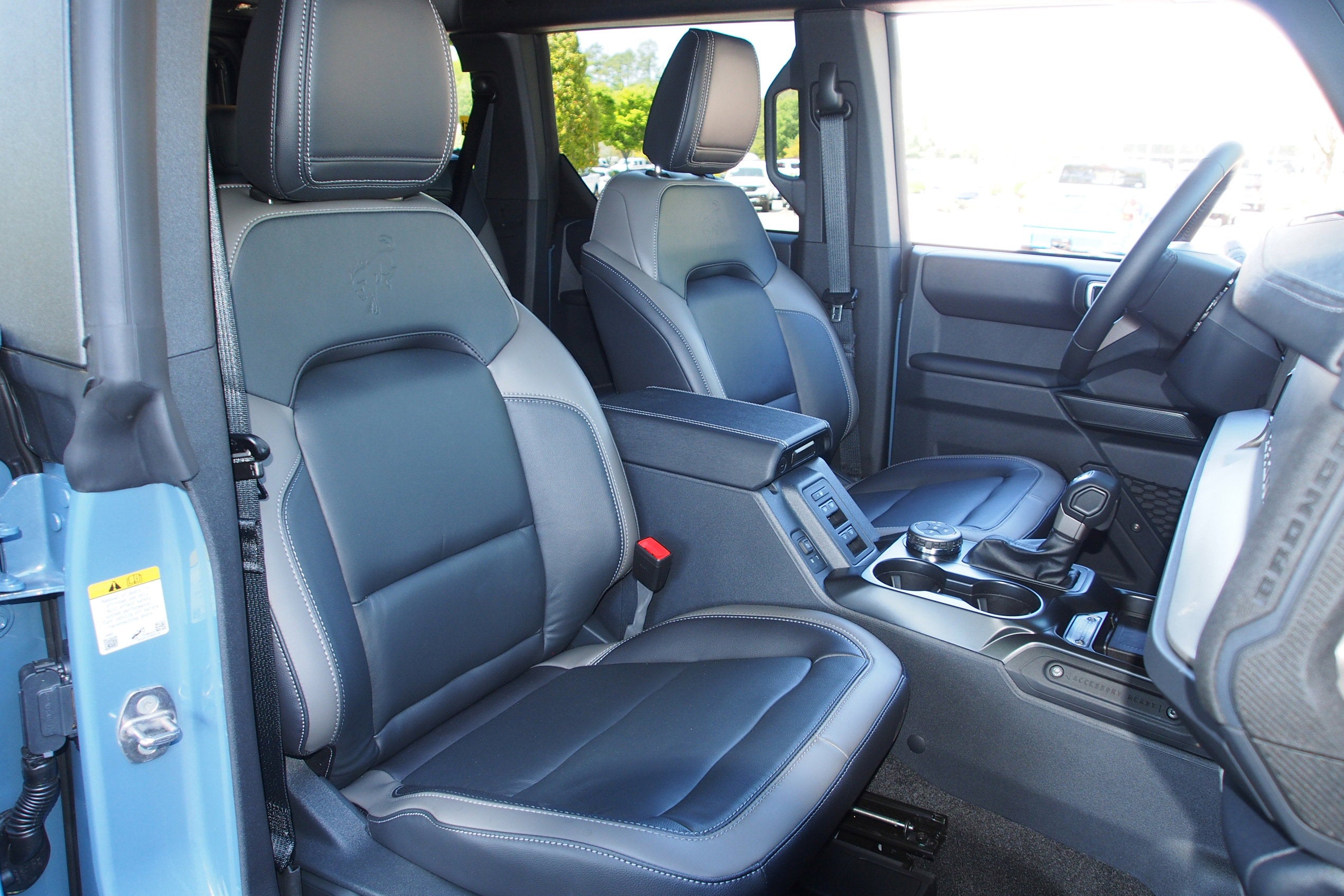 2025 Ford Bronco Outer Banks - Crossroads Courtesy Demo