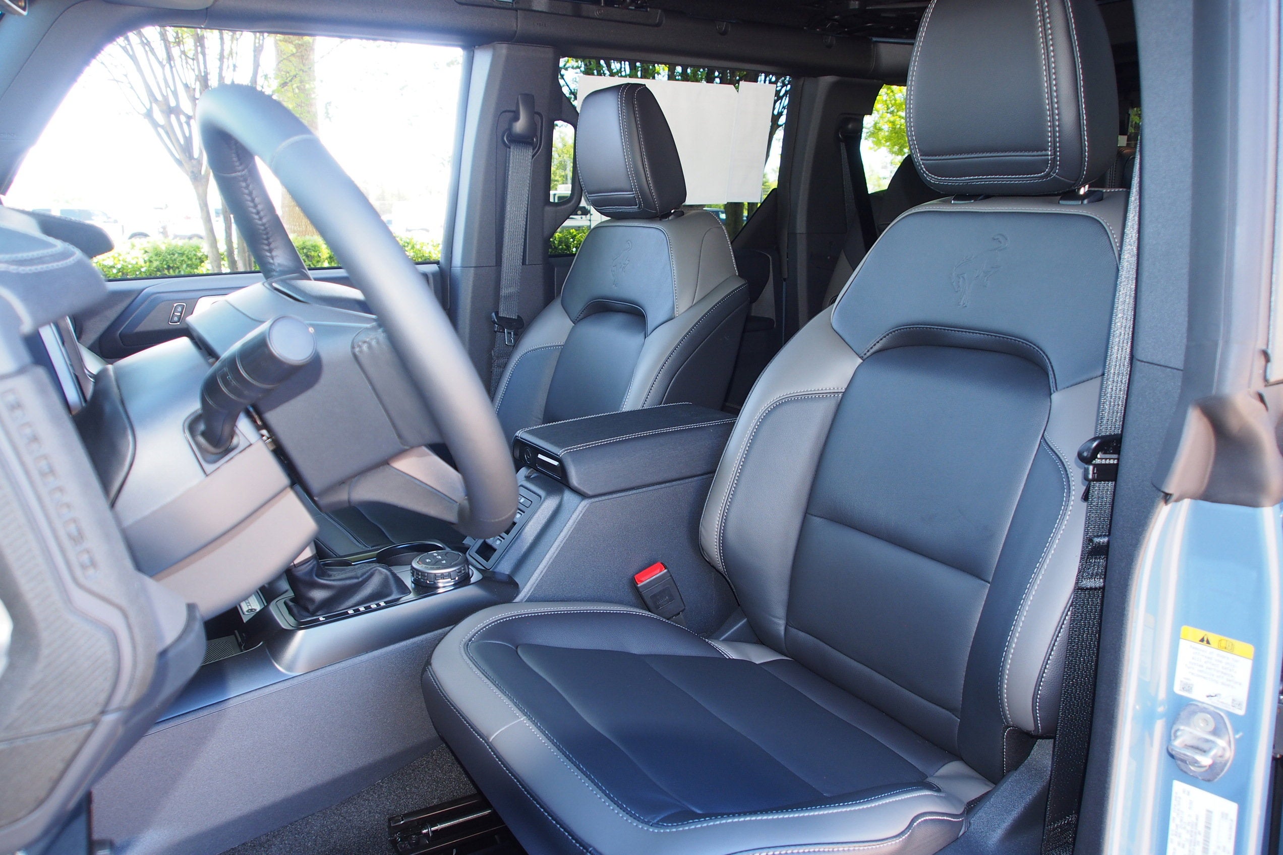 2025 Ford Bronco Outer Banks - Crossroads Courtesy Demo