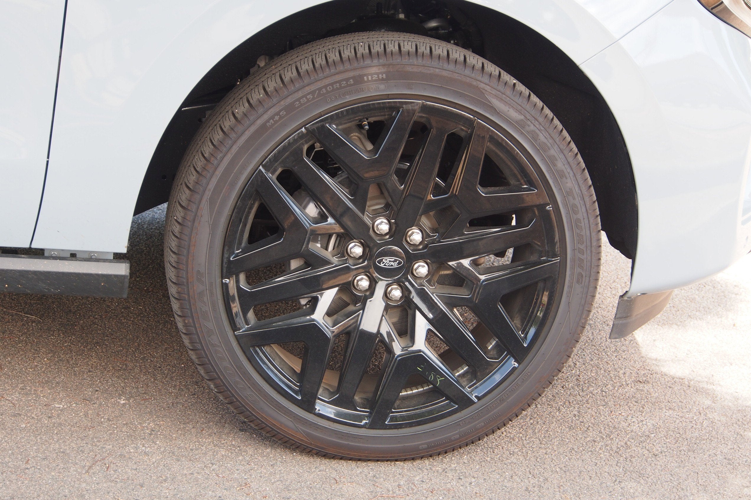 2026 Ford Expedition Platinum - Crossroads Courtesy Demo