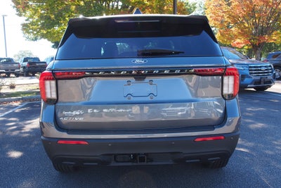 2027 Ford Explorer Active w/200A Pkg