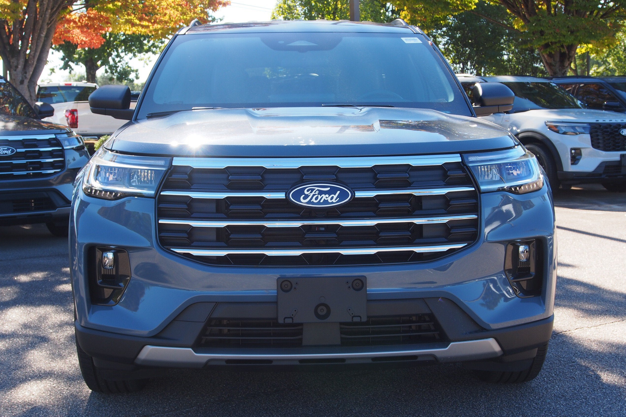 2027 Ford Explorer Active w/200A Pkg