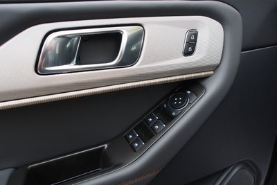 2025 Ford Explorer Active - Crossroads Courtesy Demo