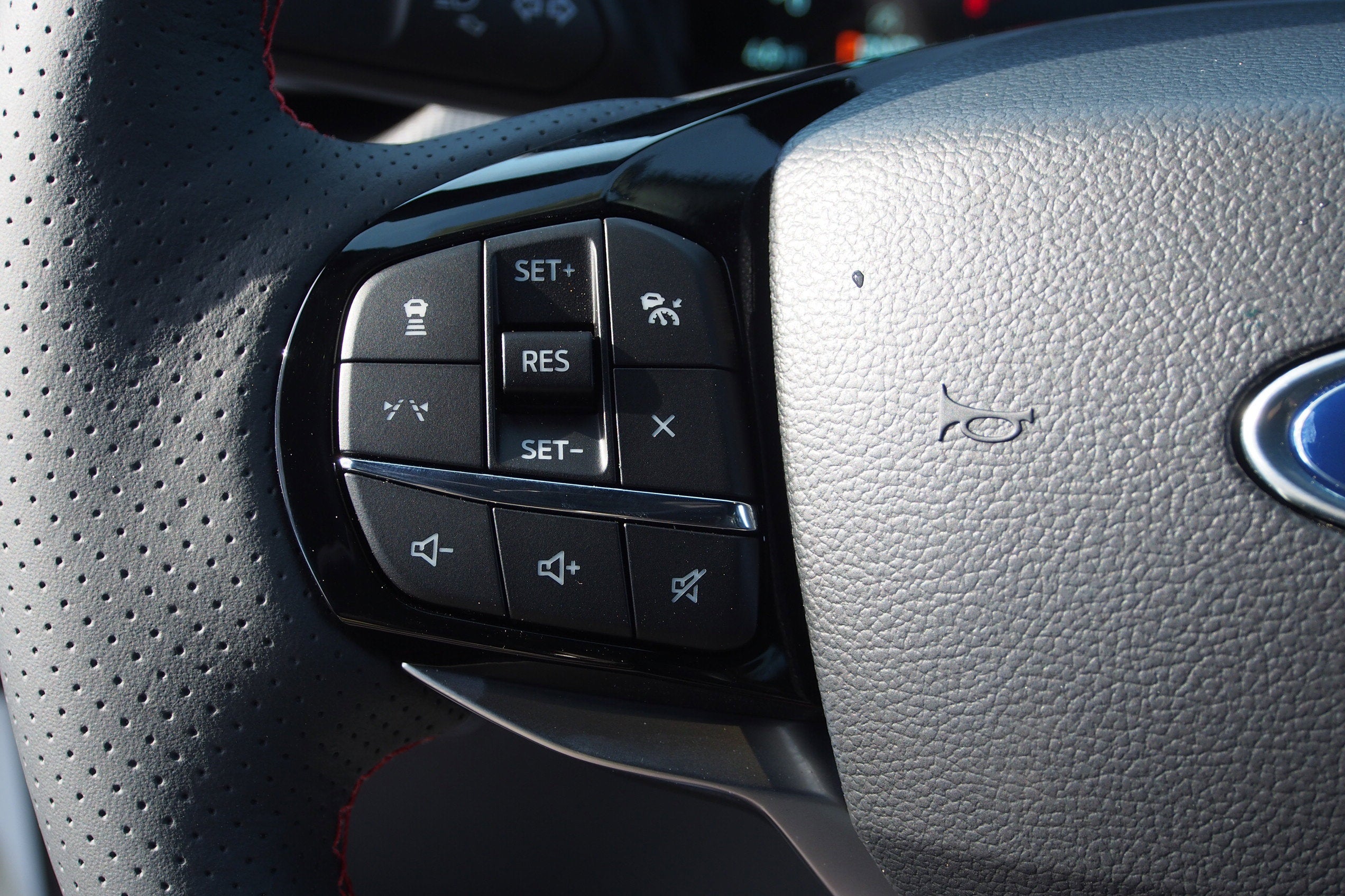 2026 Ford Explorer ST-Line - Crossroads Courtesy Demo