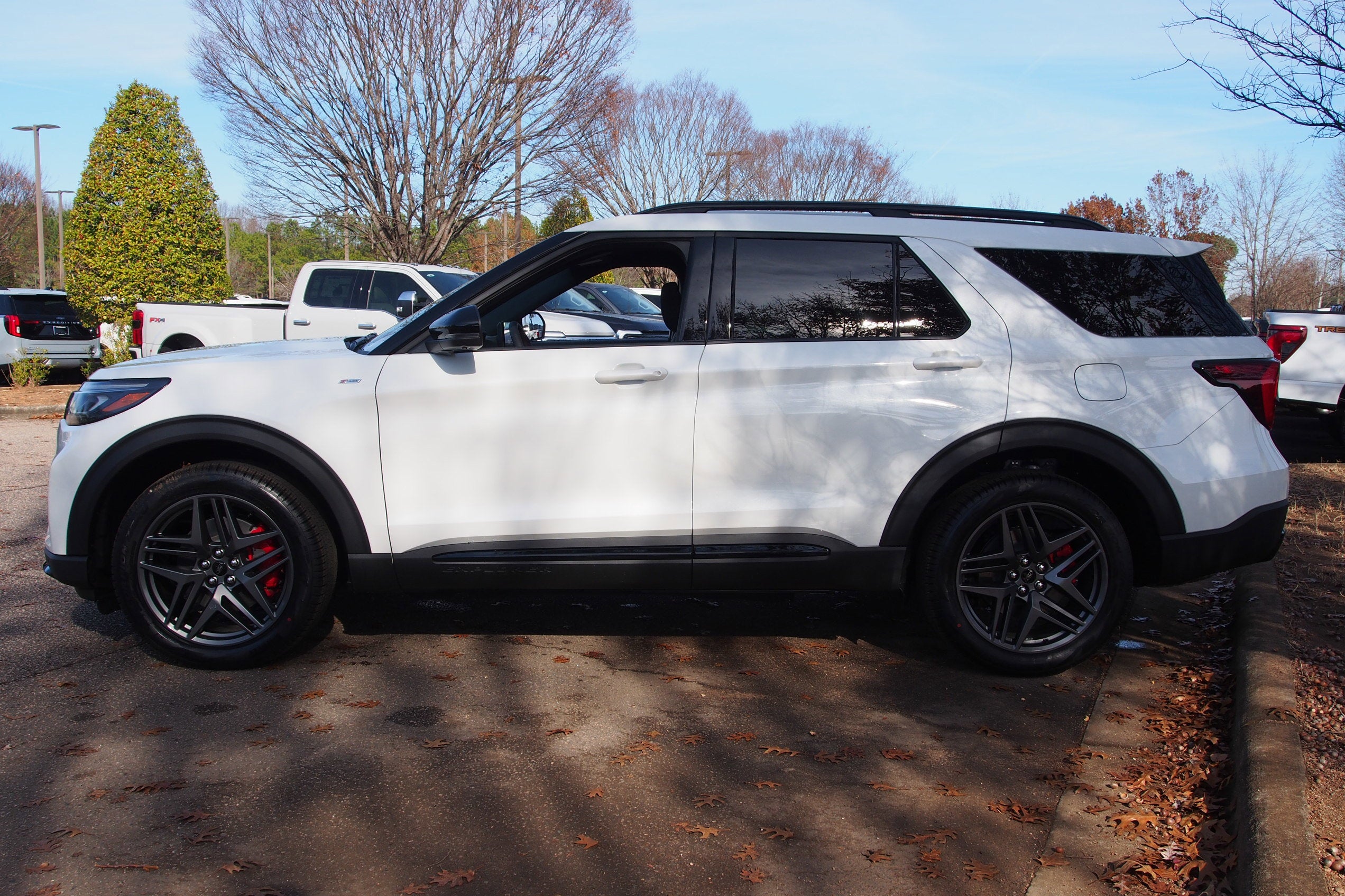 2026 Ford Explorer ST-Line - Crossroads Courtesy Demo