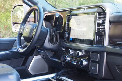 2027 Ford Super Duty F-250 SRW Platinum