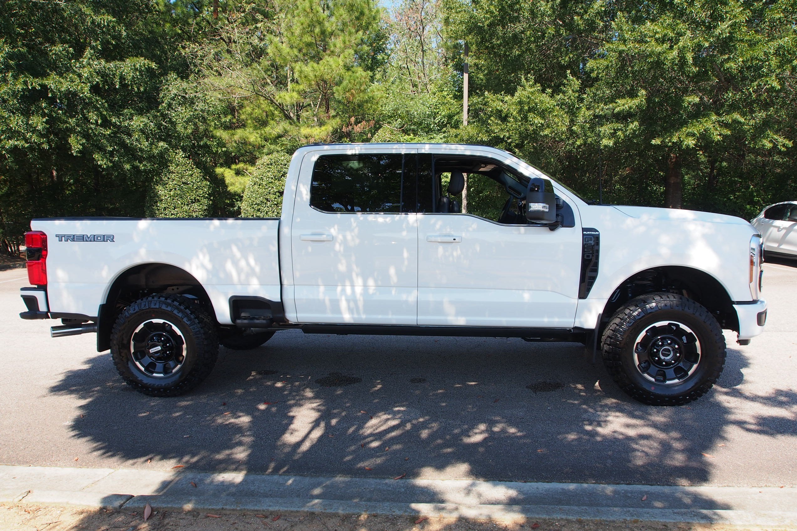 2027 Ford Super Duty F-250 SRW Platinum