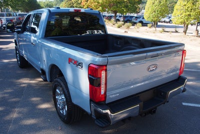 2027 Ford Super Duty F-350 SRW LARIAT