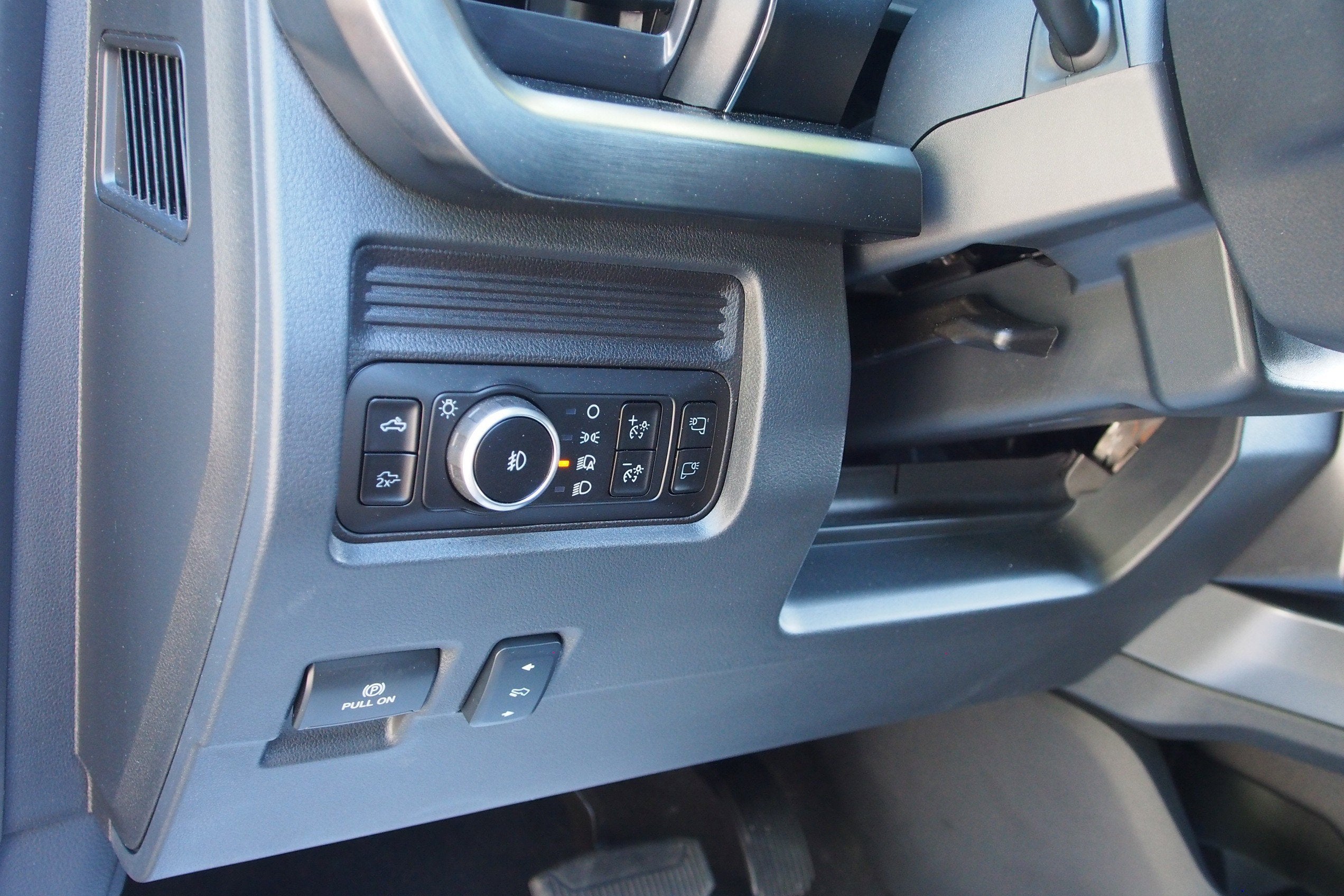 2025 Ford Super Duty F-350 DRW LARIAT