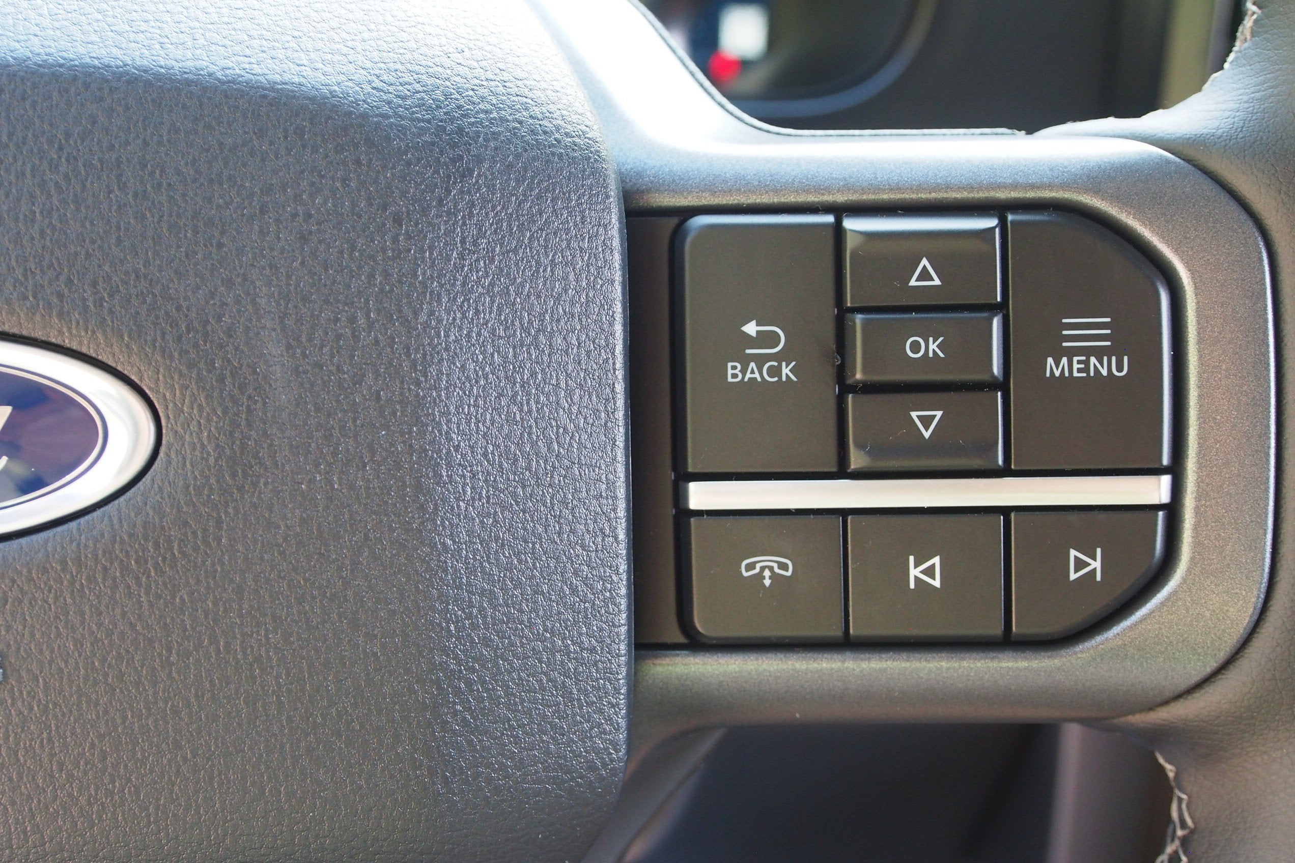 2026 Ford Super Duty F-350 DRW LARIAT
