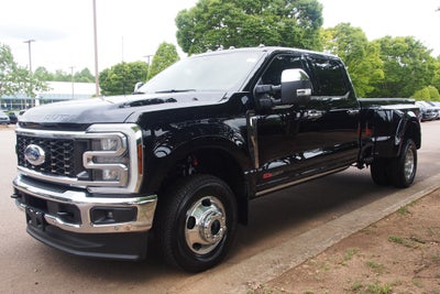 2026 Ford Super Duty F-350 DRW LARIAT