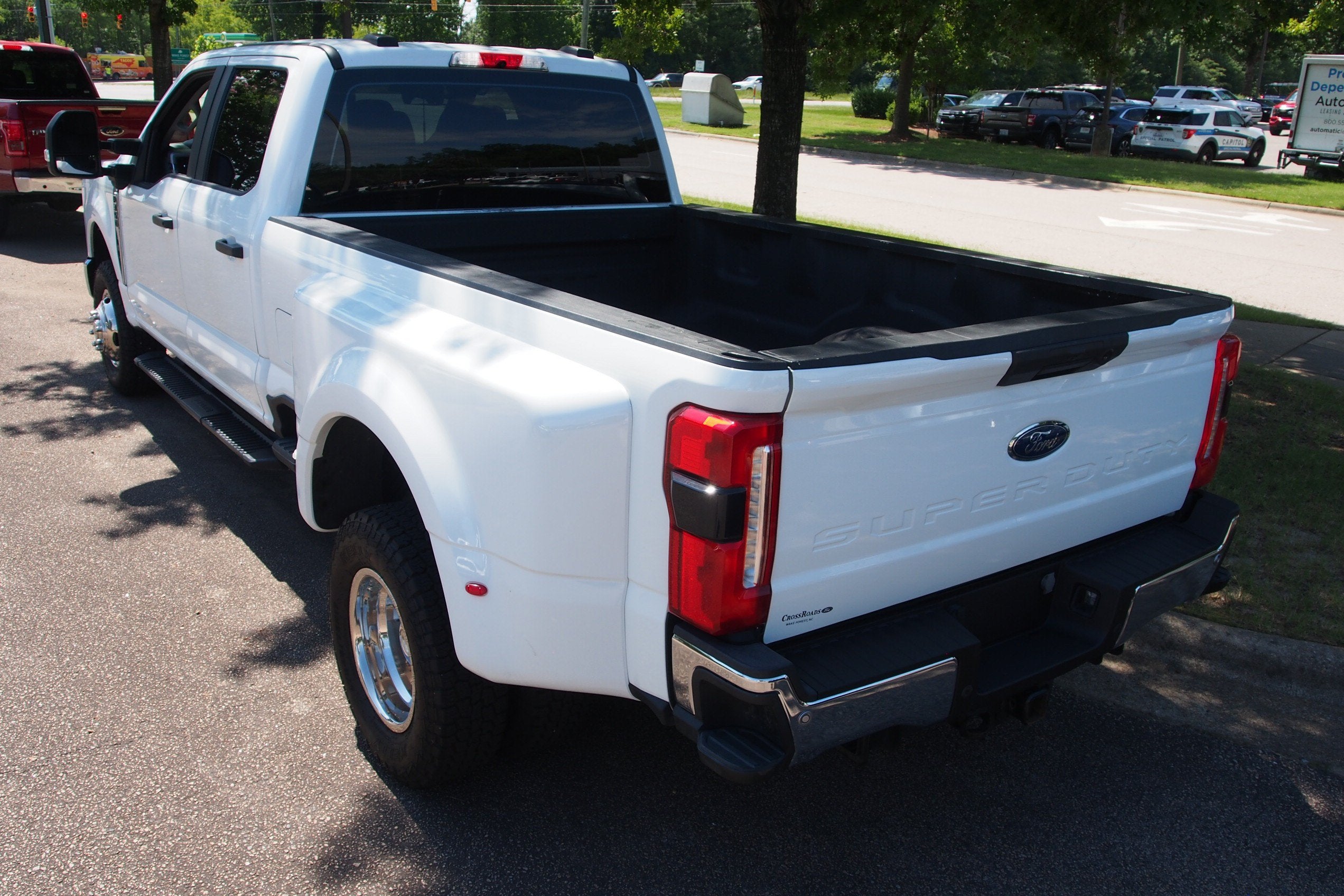 2023 Ford Super Duty F-350 DRW XL