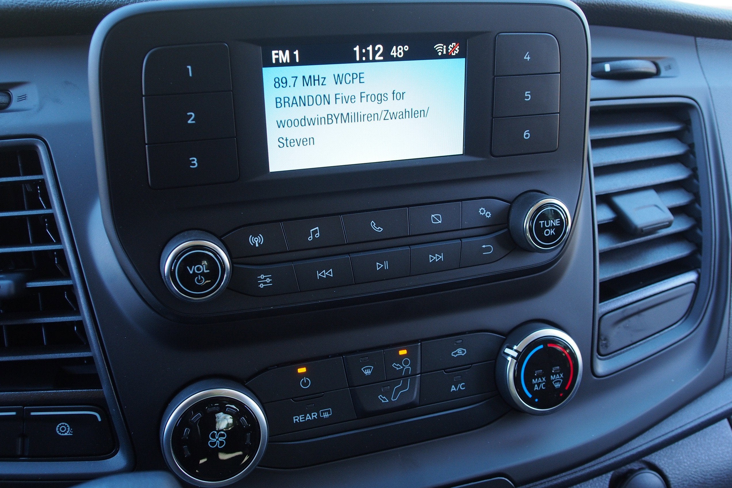 2025 Ford Transit Cargo Van Base