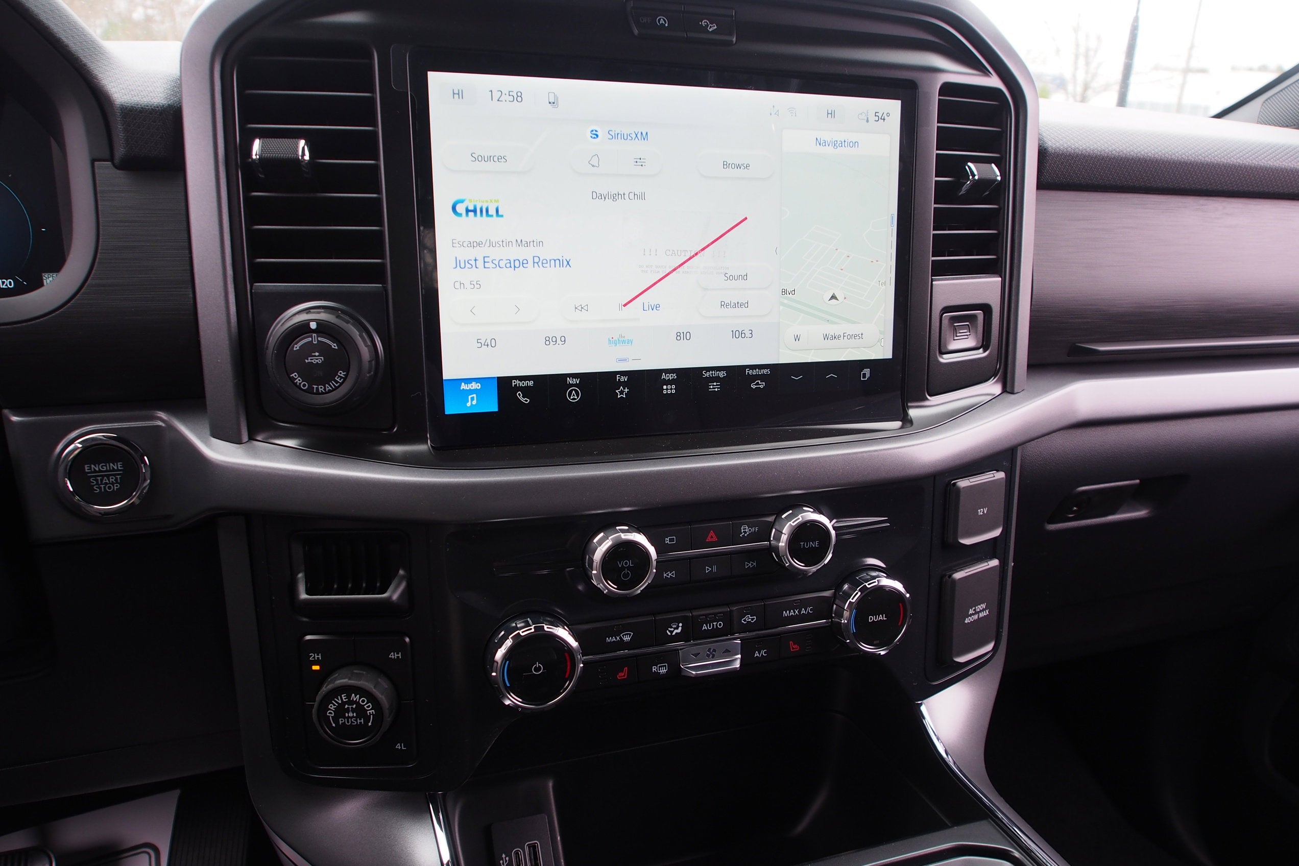 2026 Ford F-150 XLT - Crossroads Courtesy Demo