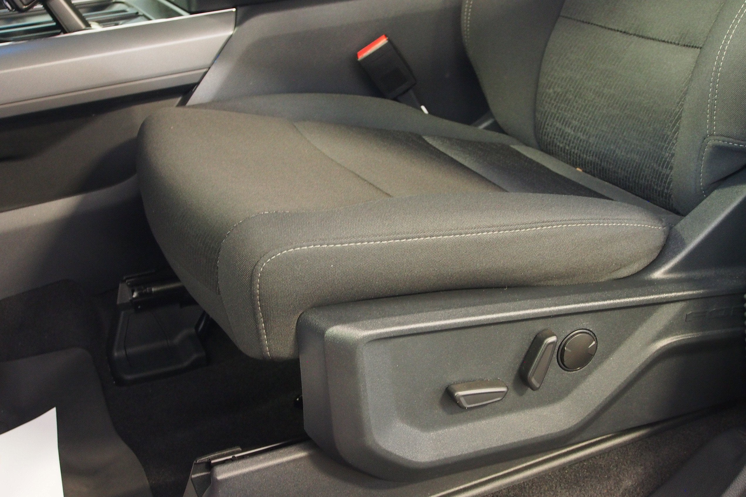 2026 Ford F-150 XLT - Crossroads Courtesy Demo