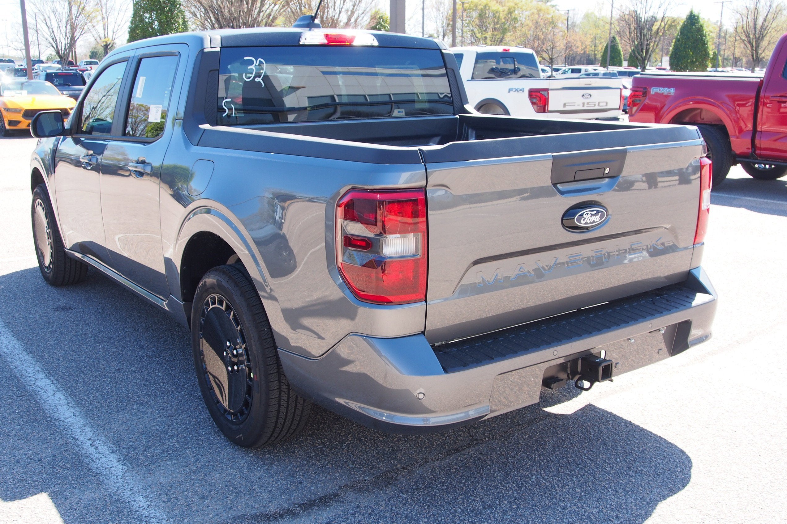 2026 Ford Maverick Lobo Standard