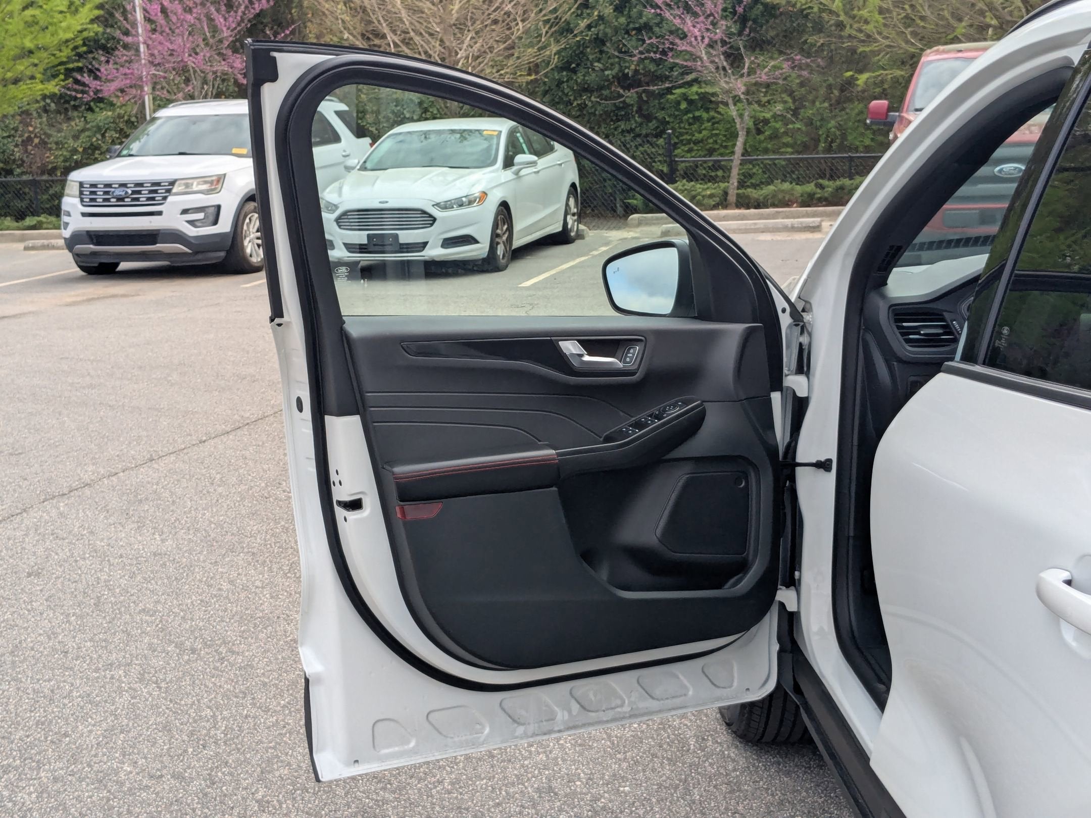 2025 Ford Escape ST-Line - Crossroads Courtesy Demo