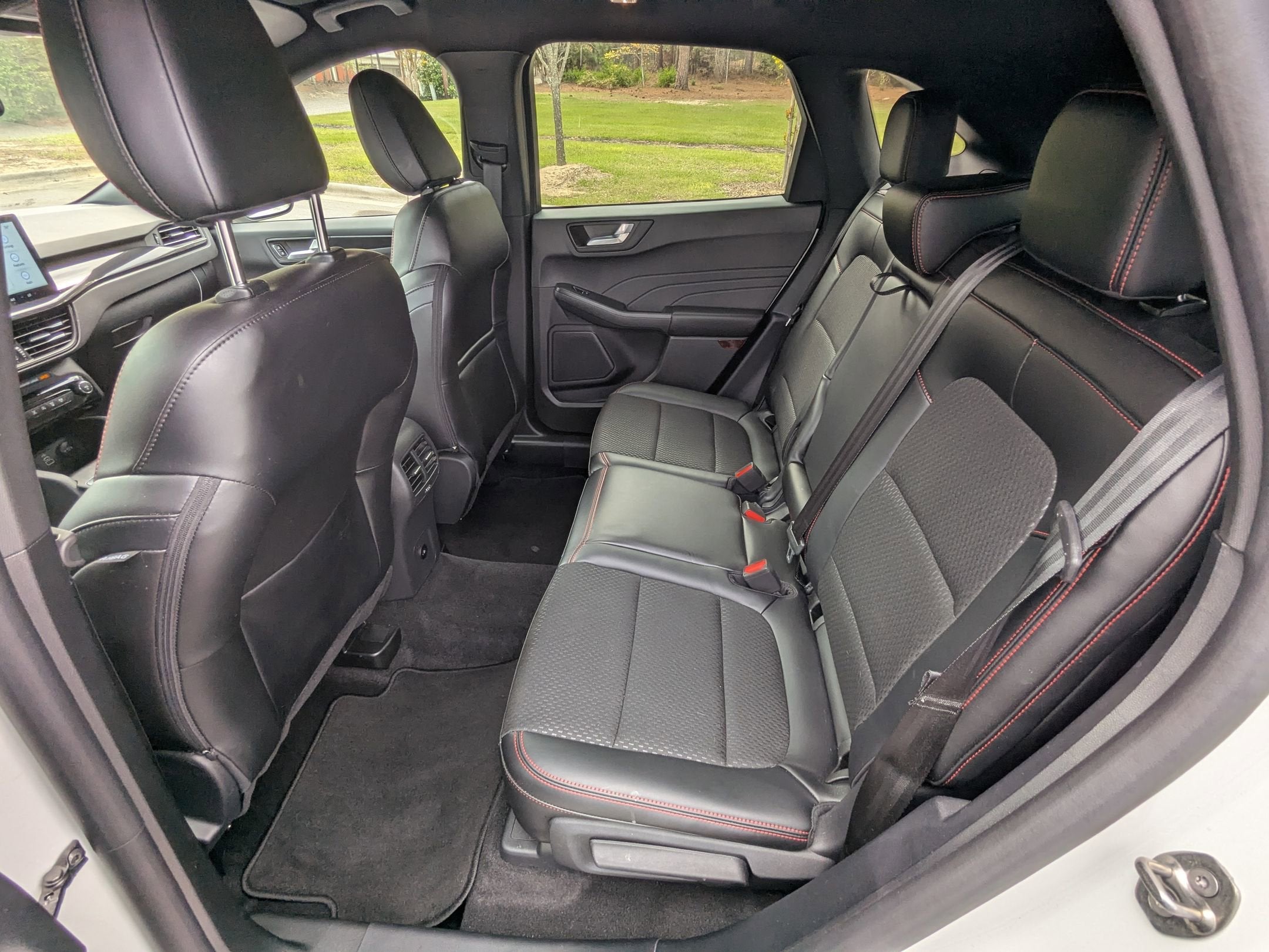 2025 Ford Escape ST-Line - Crossroads Courtesy Demo