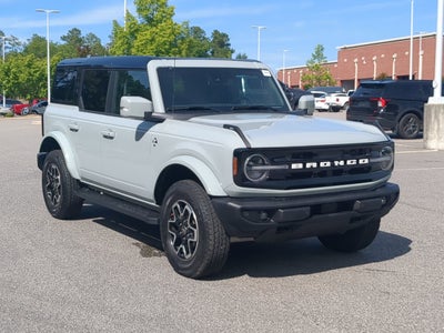 2024 Ford Bronco Outer Banks
