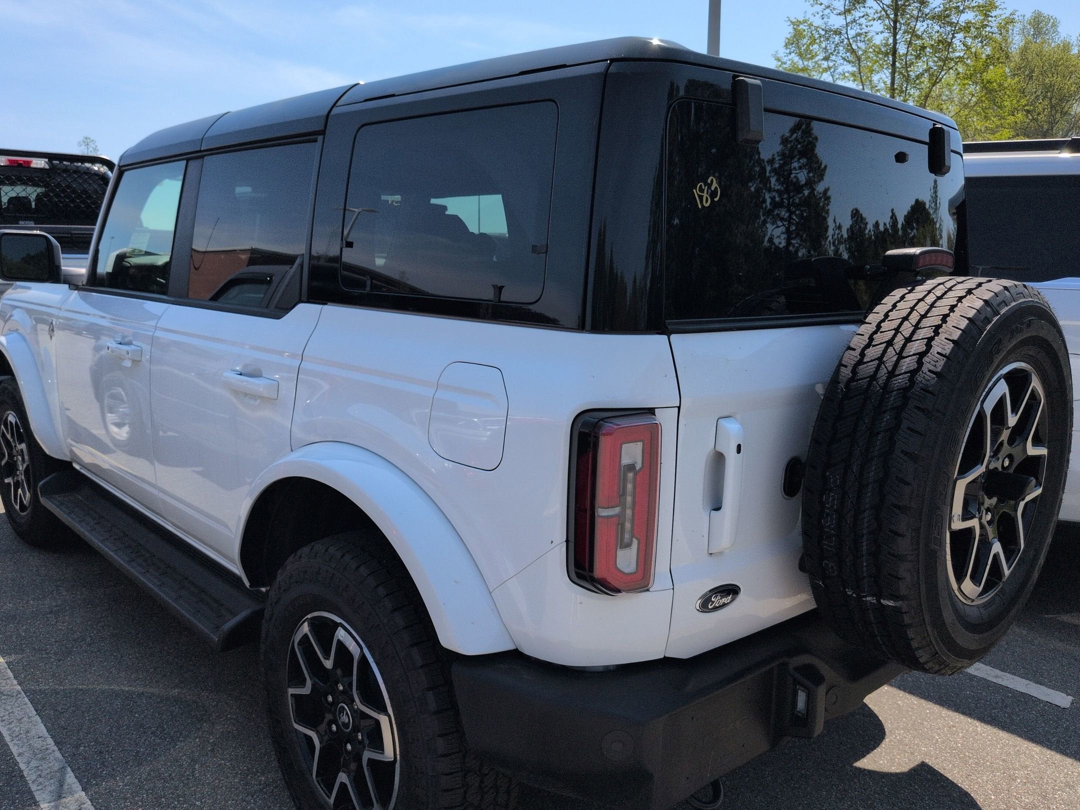 2025 Ford Bronco Outer Banks