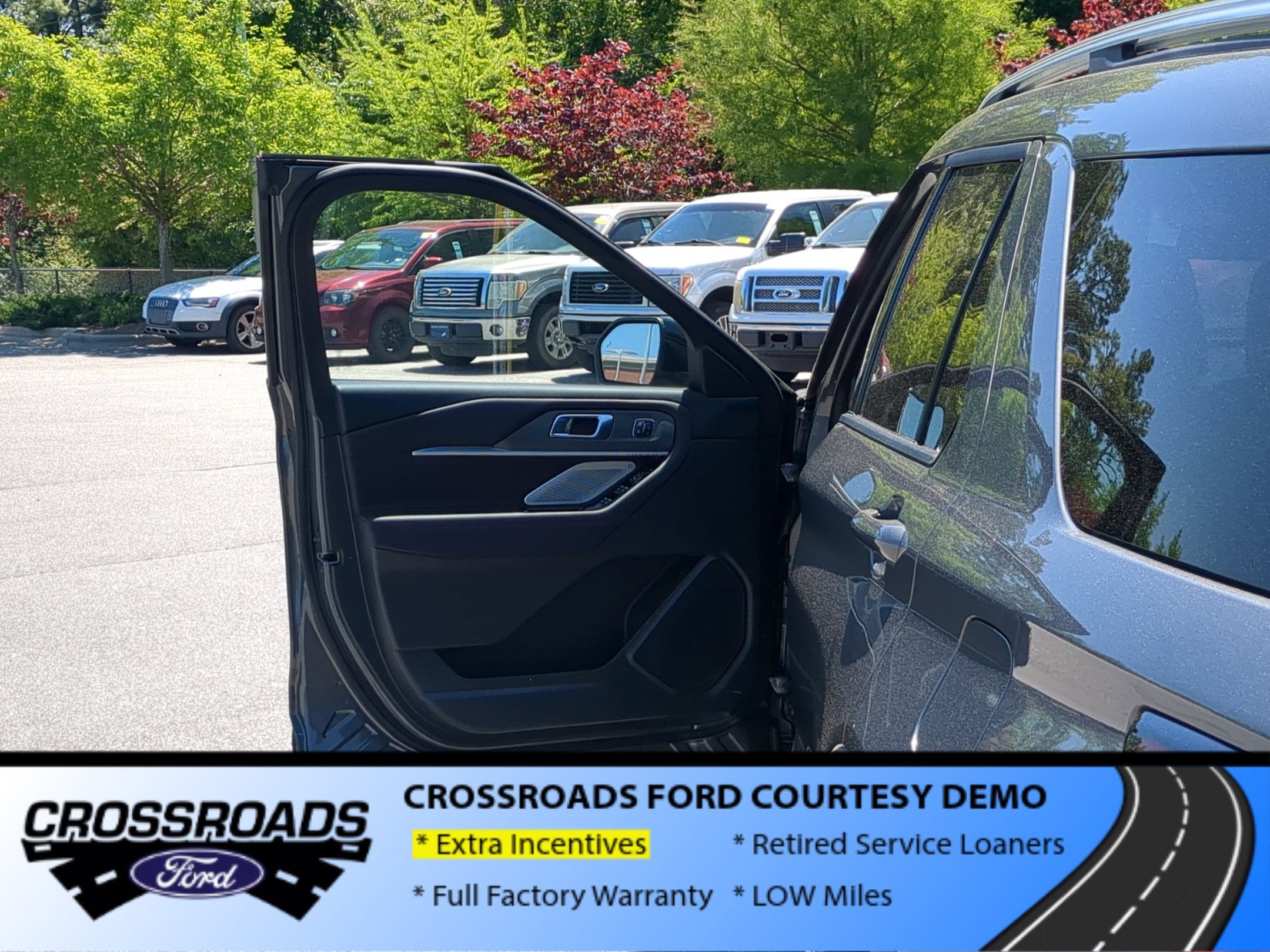 2026 Ford Explorer Platinum - Crossroads Courtesy Demo