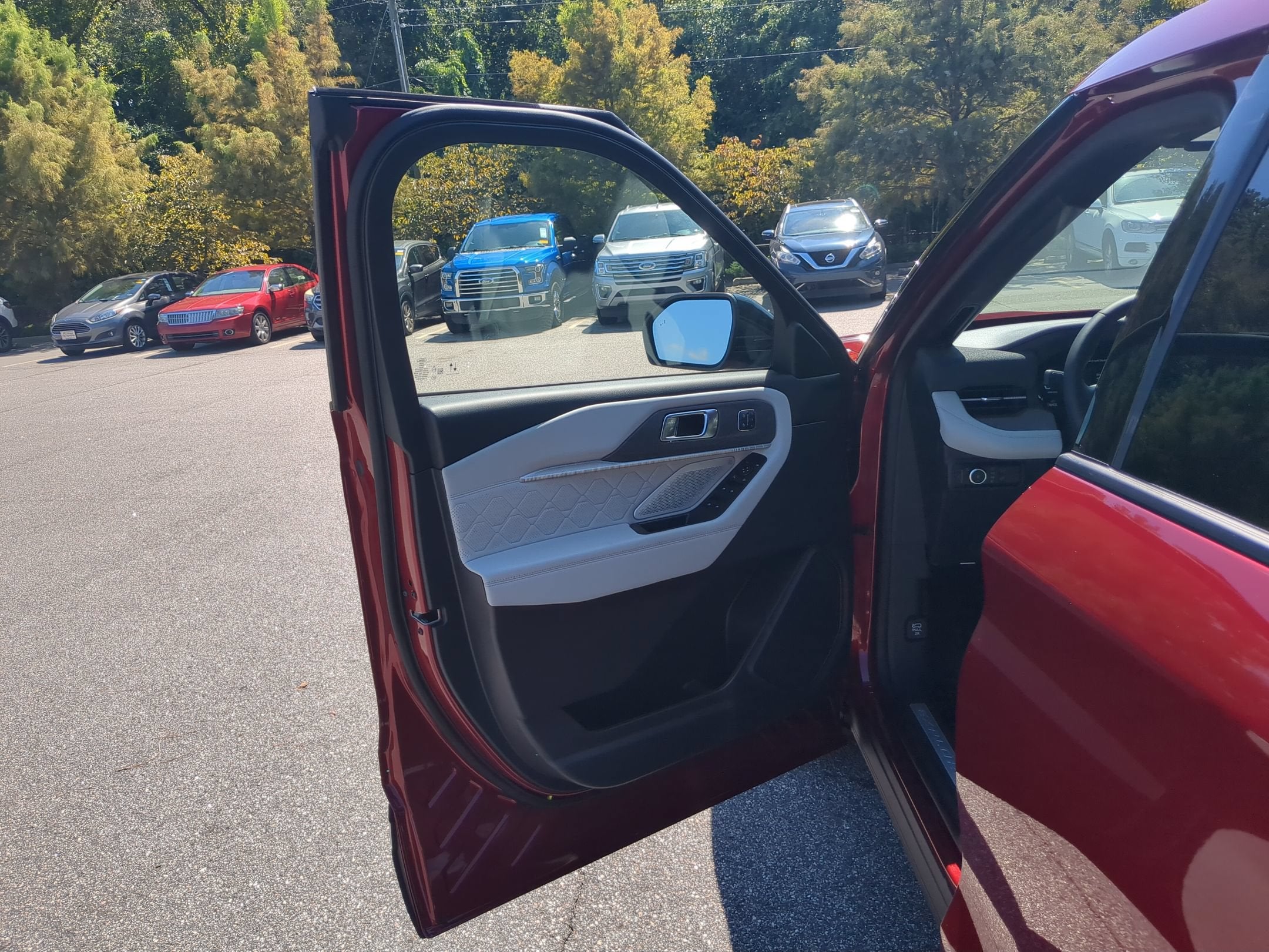 2027 Ford Explorer Platinum