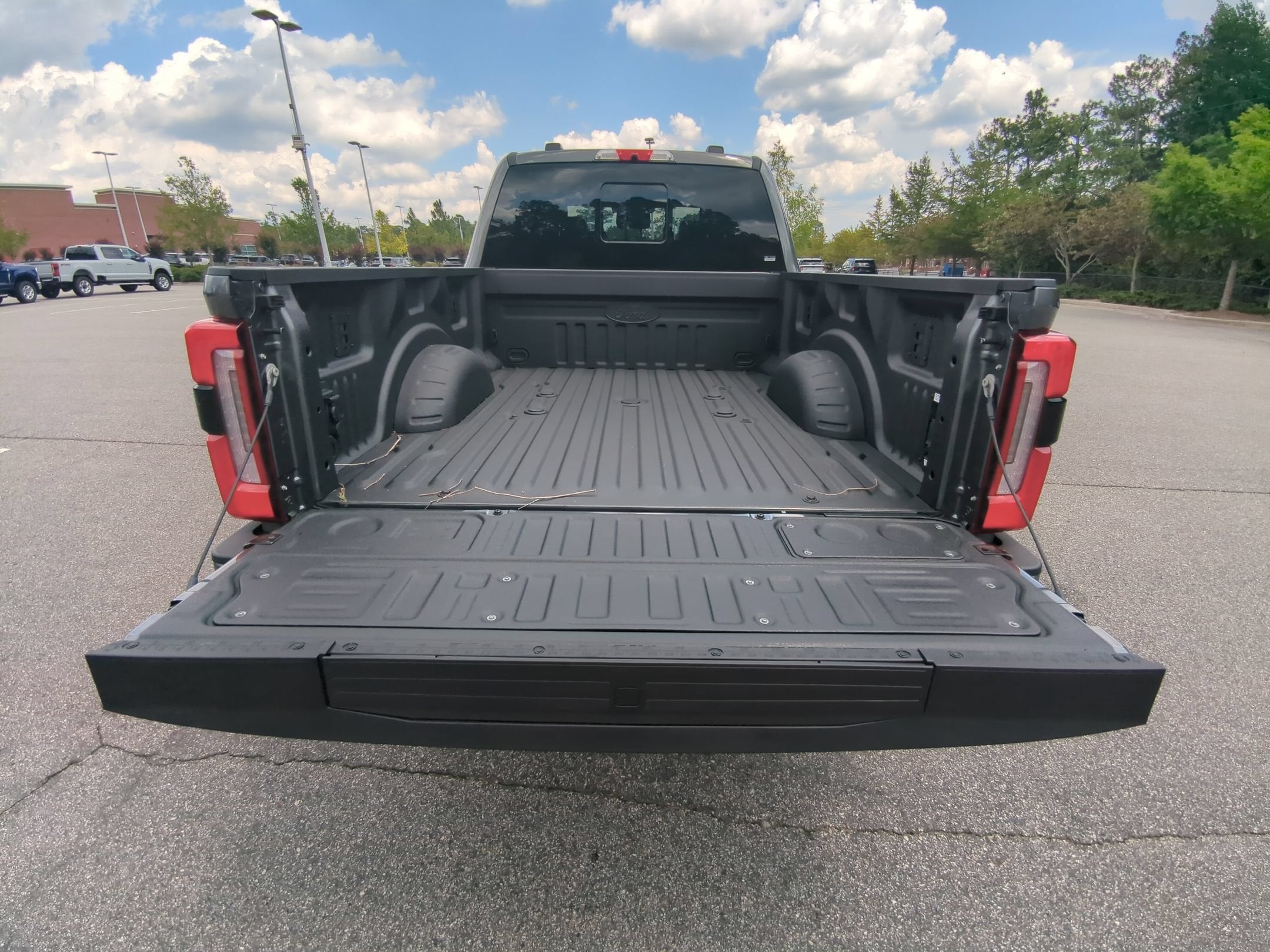 2026 Ford Super Duty F-350 SRW Base
