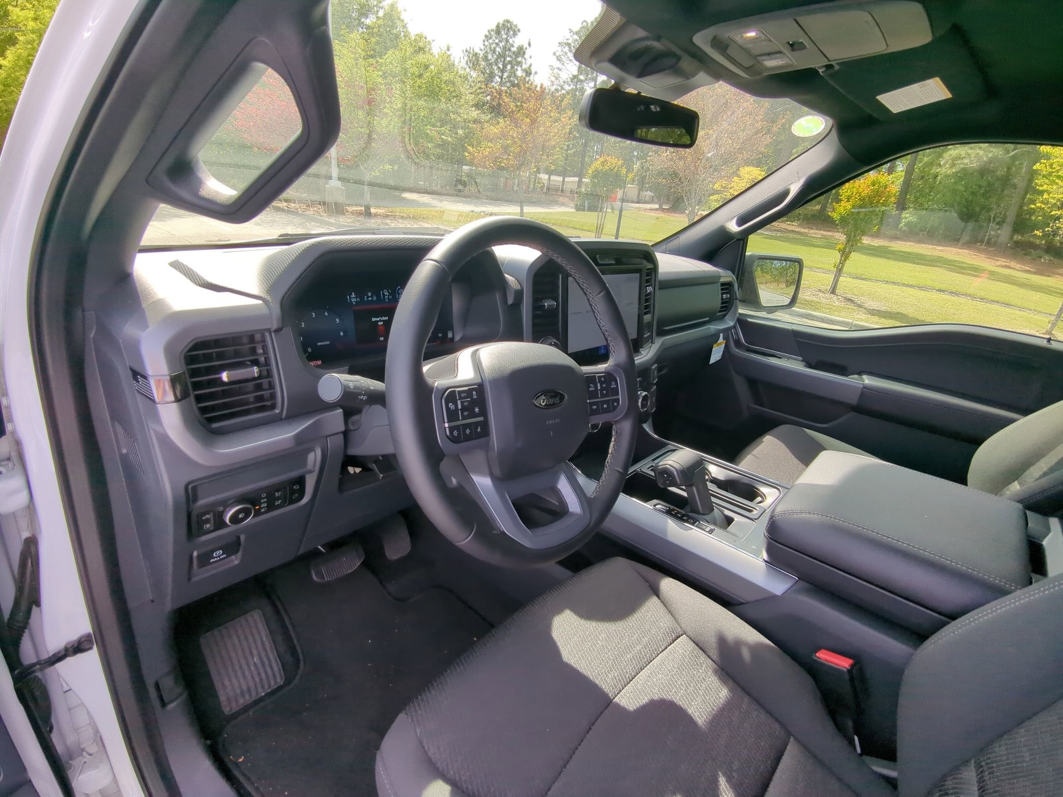 2025 Ford F-150 XLT - Crossroads Courtesy Demo