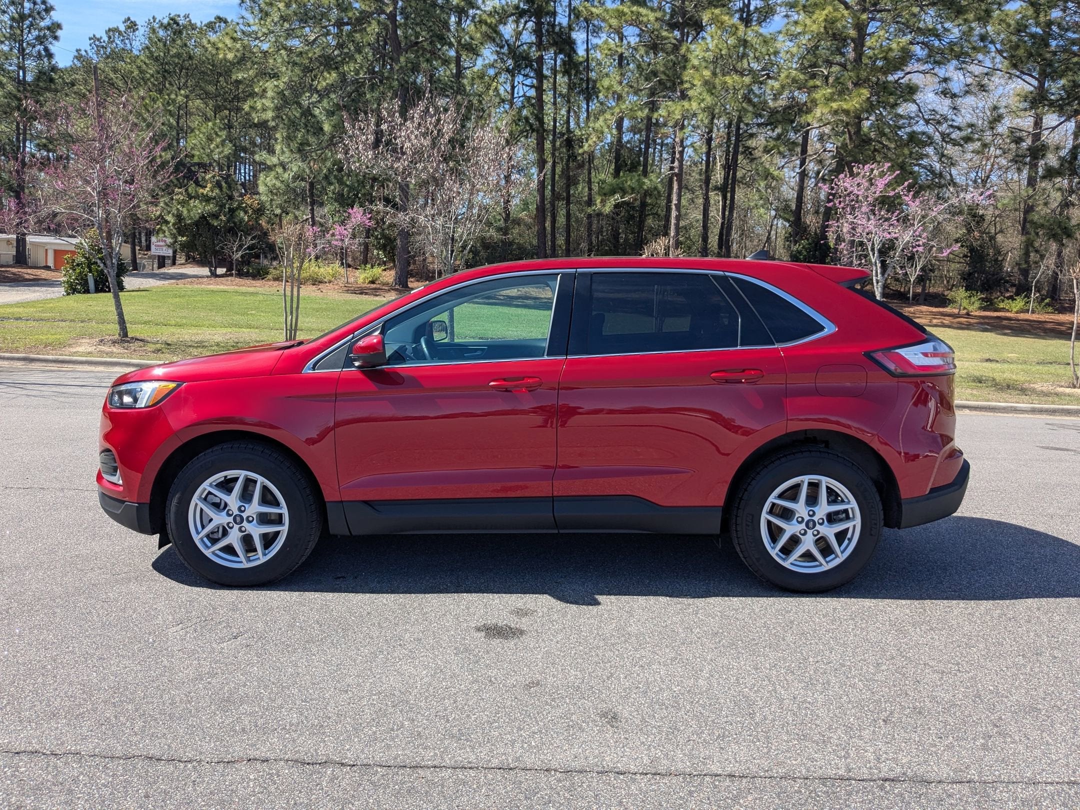 2022 Ford Edge SEL