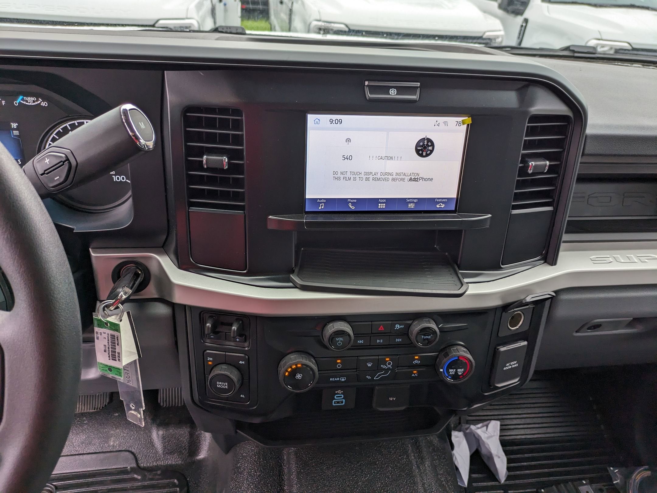 2025 Ford Super Duty F-550 DRW XL