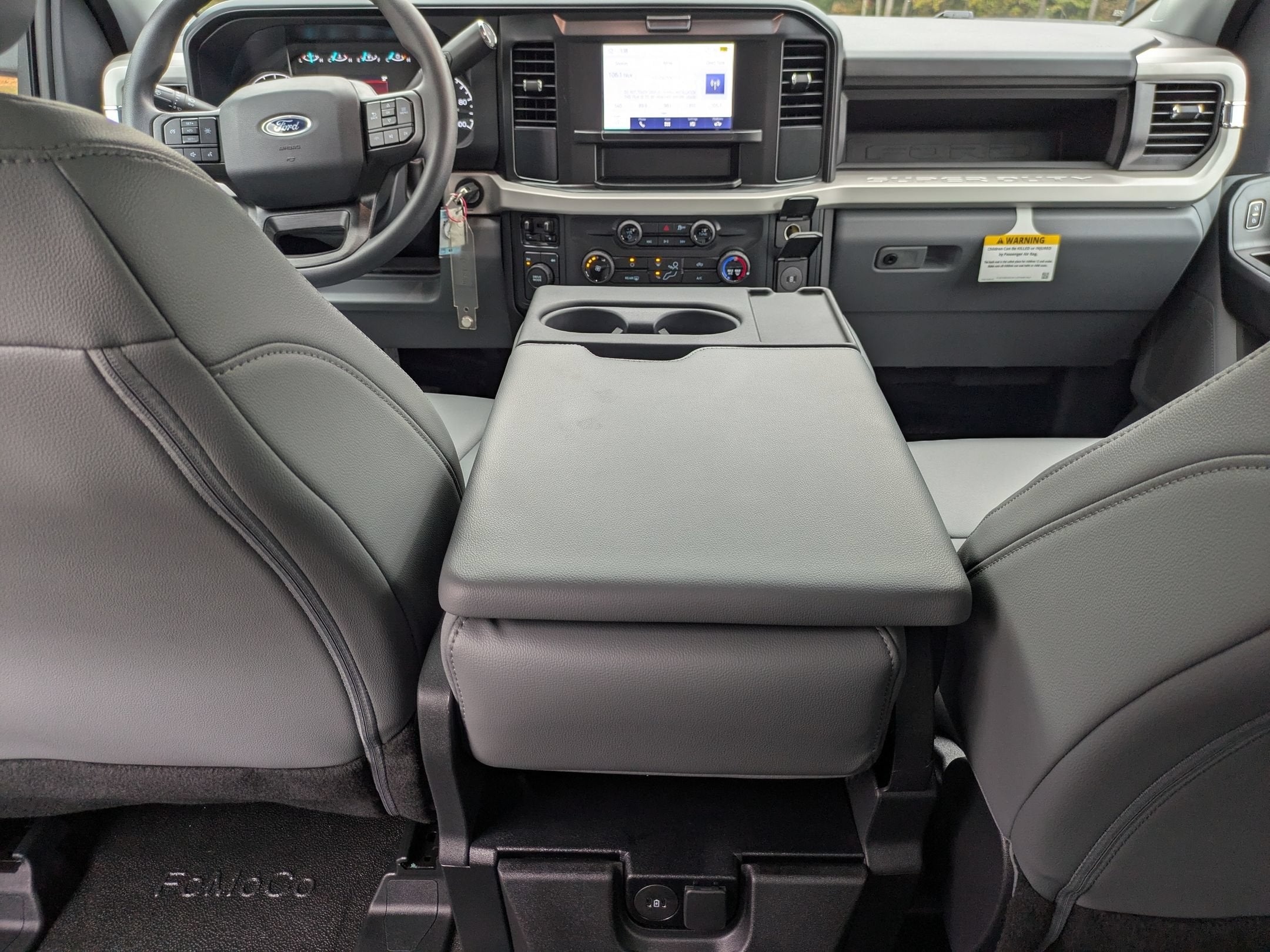 2026 Ford F-350 Super Duty Chassis Cab XL - Photo 25