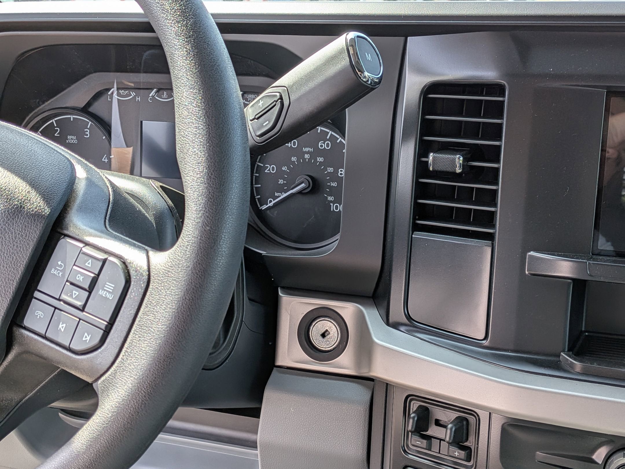 2026 Ford Super Duty F-350 DRW XL