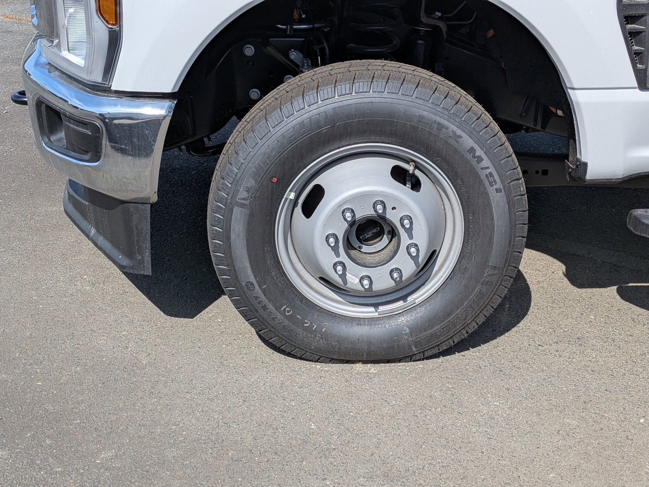 2026 Ford Super Duty F-350 DRW XL