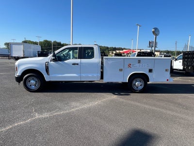 2025 Ford Super Duty F-350 SRW XL