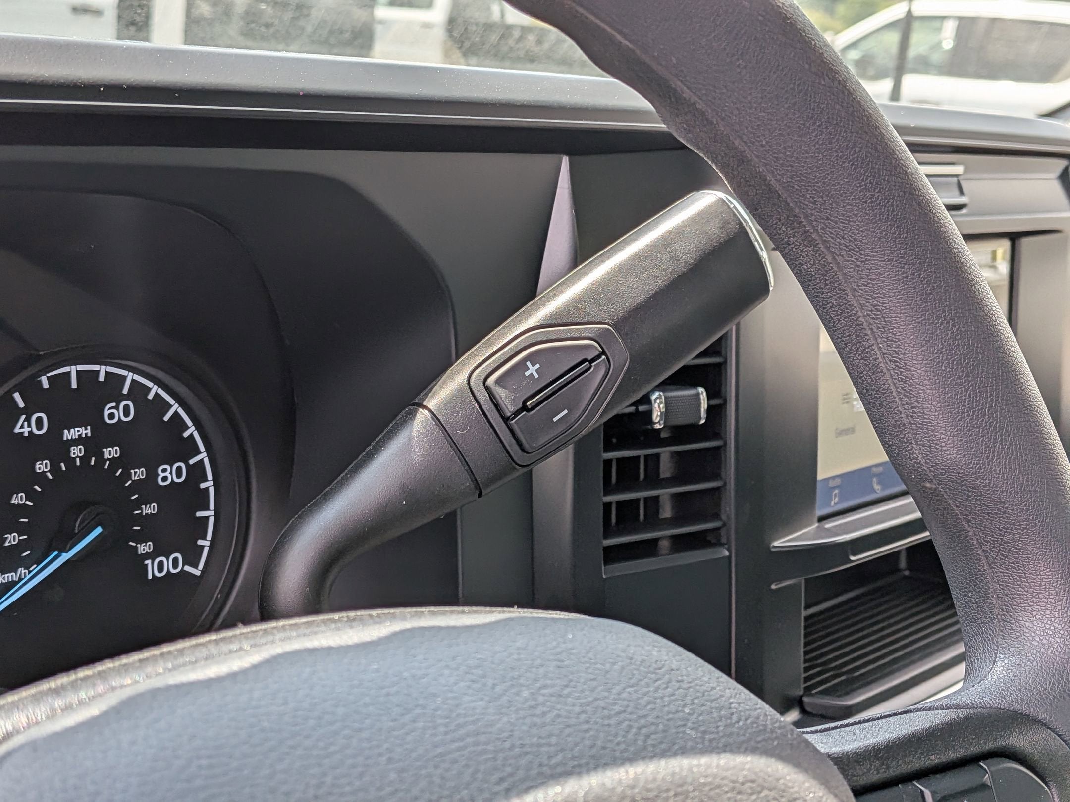 2025 Ford Super Duty F-350 SRW XL