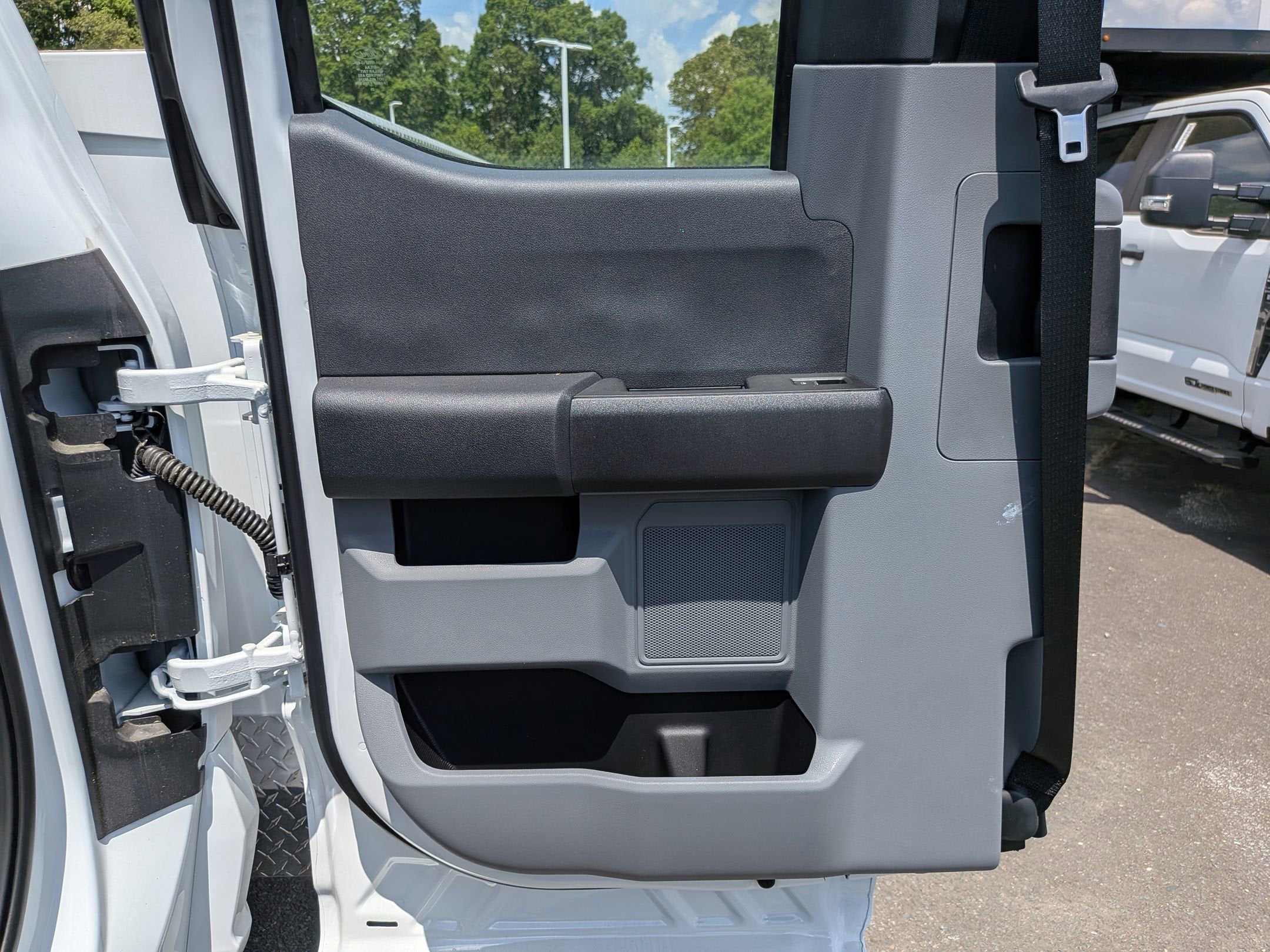 2025 Ford Super Duty F-350 SRW XL