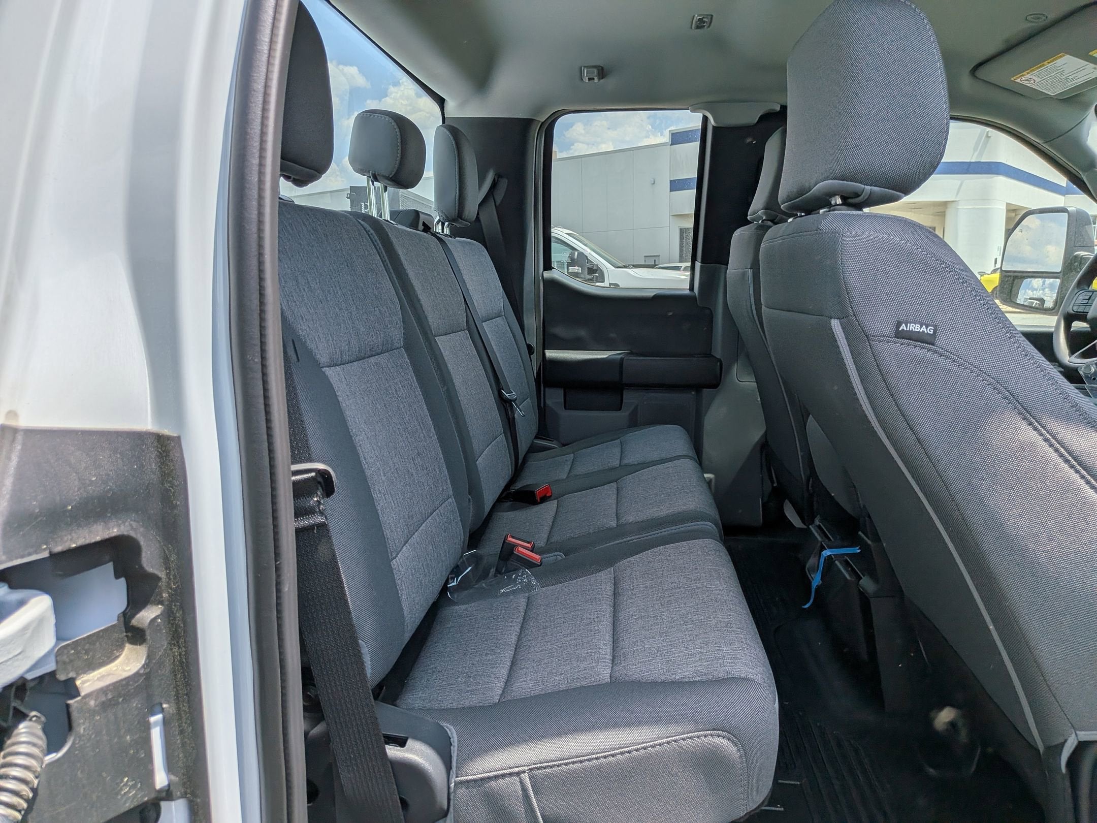 2025 Ford Super Duty F-350 SRW XL